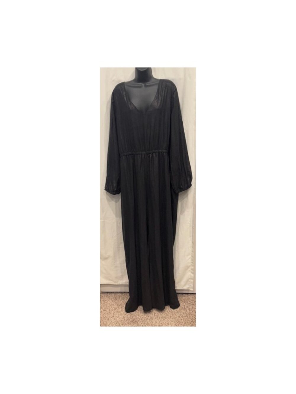 Women's Black V-Neck Long-Sleeve Jumpsuit / Maxi Dress